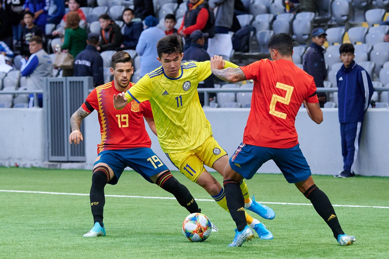 Матч казахстан- испания молодежная сборная по футболу