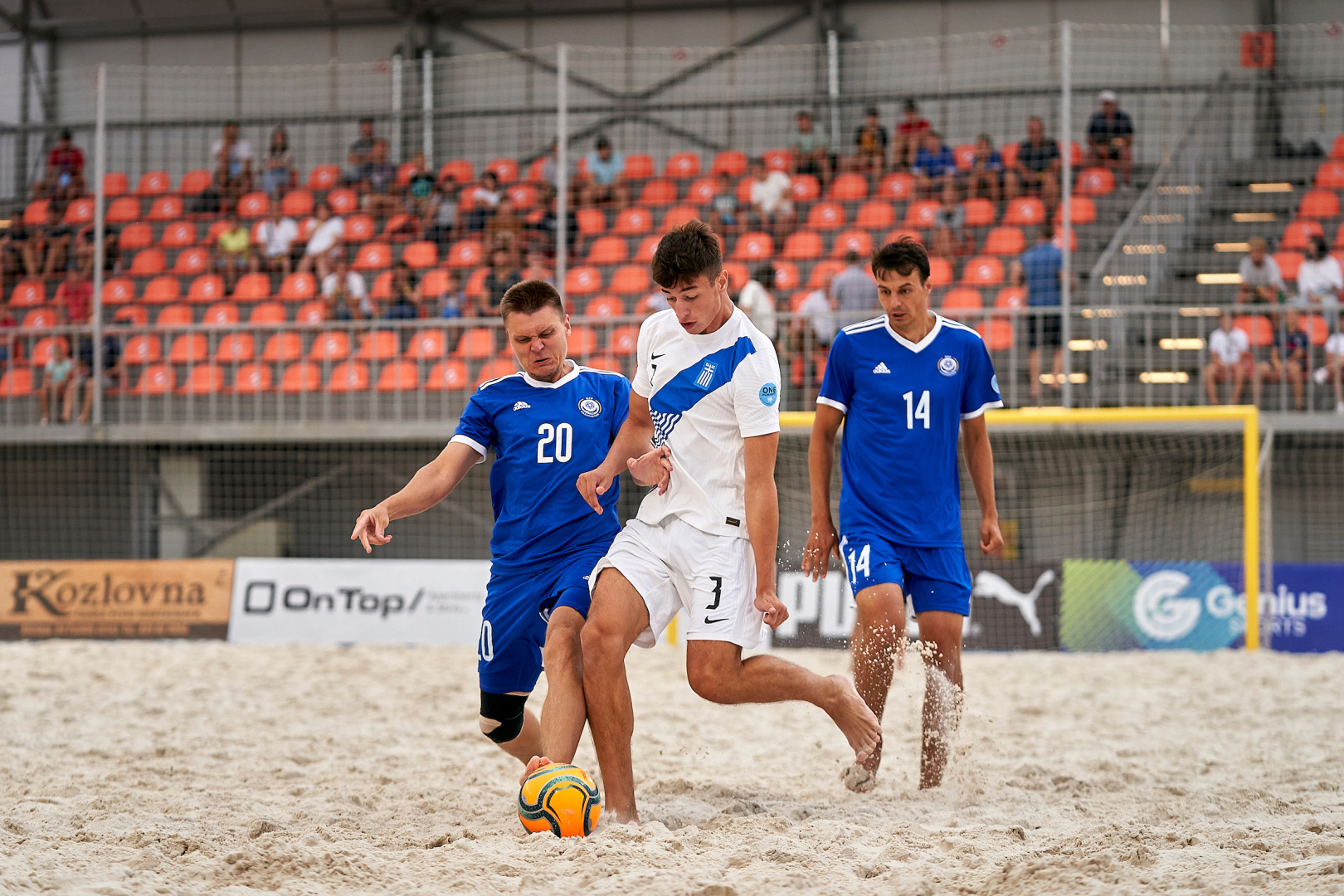 Казахстан греция футбол когда играют. Казахстан Греция футбол. Пляжный футбол. Пляжный футбол Чемпионат.
